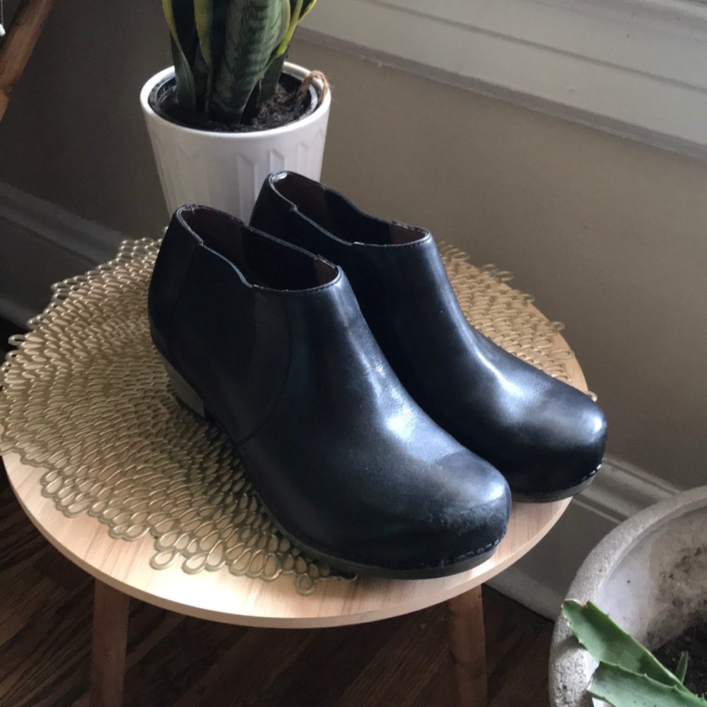 Dansko Marilyn low boot with wood grain heel